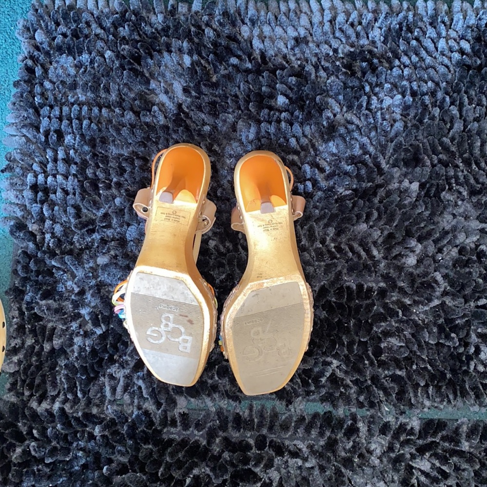 Sandals - Picture 3 of 3